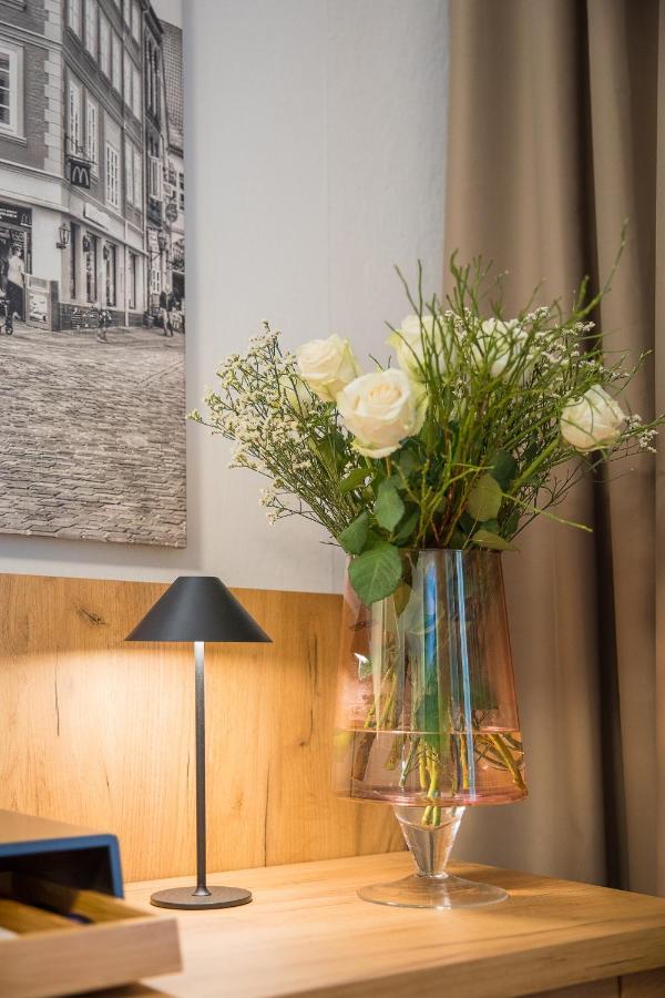 Gaestehaus Zum Roten Hahn ลือเนอบวร์ก ภายนอก รูปภาพ